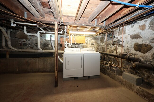 Building Photo - 150 Neponset St