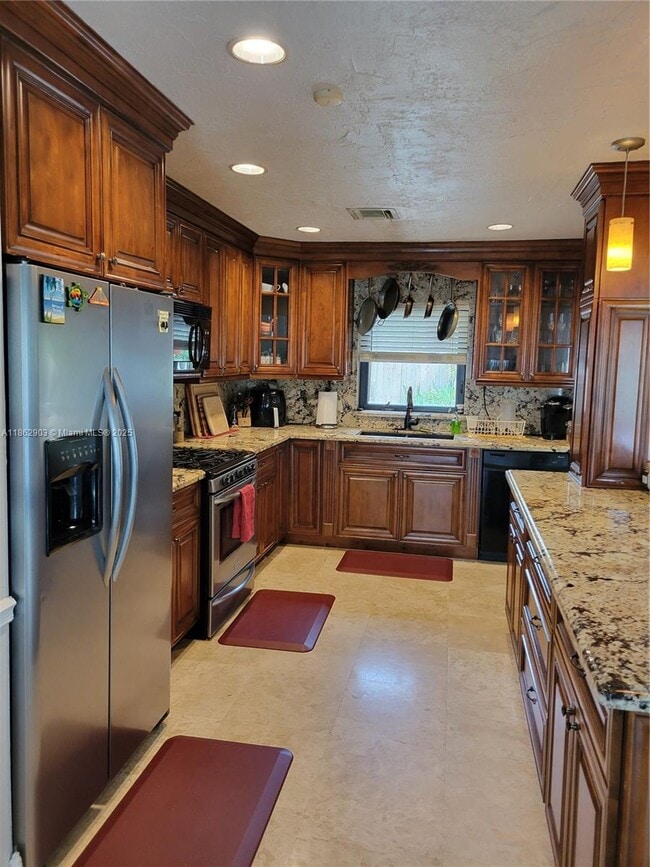 Building Photo - 18483 SW 89th Pl