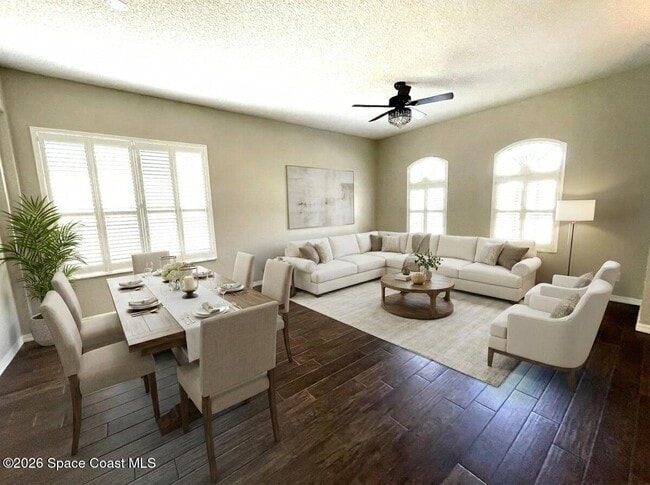 Building Photo - 1600 Tailfeather Ct