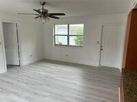Building Photo - 675 NE 151st St