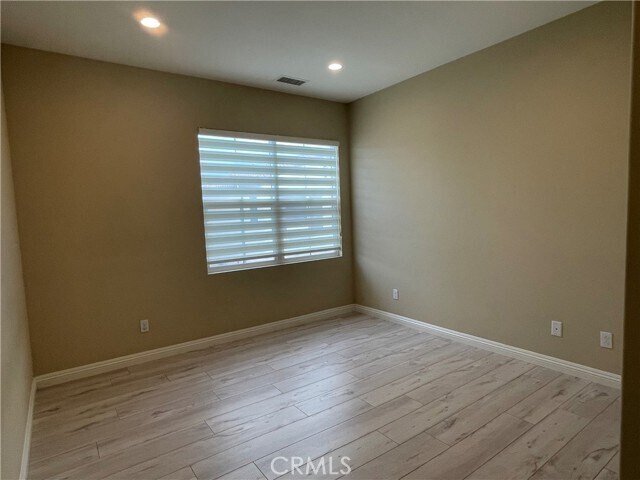 Building Photo - 121 Waterleaf