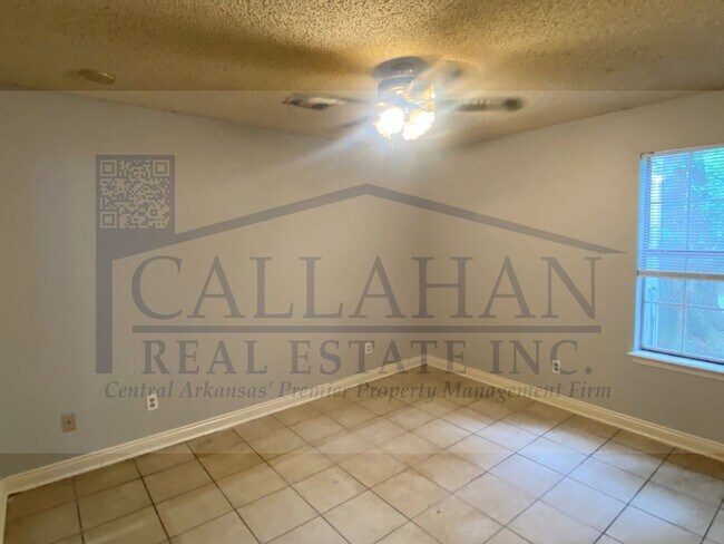 Building Photo - 5 Sweet Rose Ln