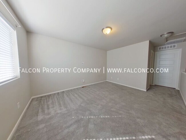 Building Photo - 6141 Callan Dr