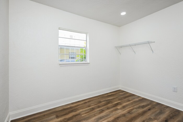 Building Photo - 611 Cookman Ave