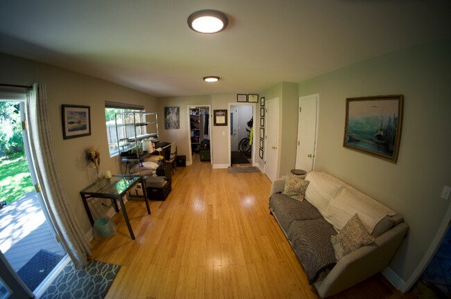 Building Photo - 4201 Defiance St