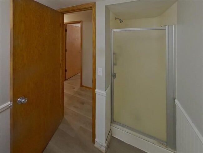 Building Photo - 4350 Thornhill Ln