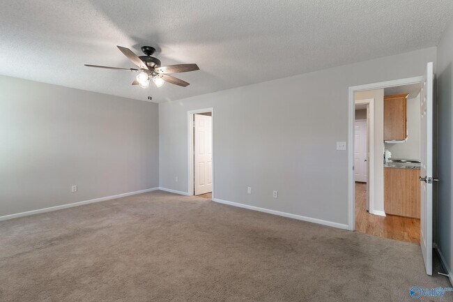 Building Photo - 114 Clover Ridge Dr