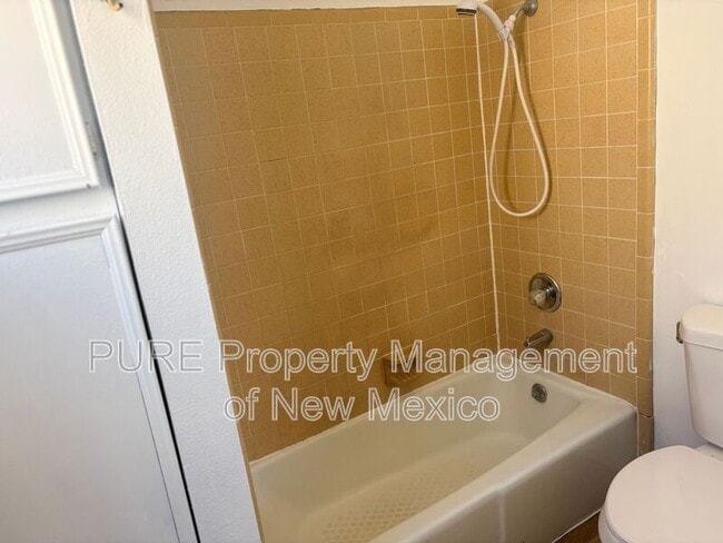 Building Photo - 10912 Towner Ave NE