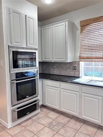 Building Photo - 5110 Heatherdale Dr