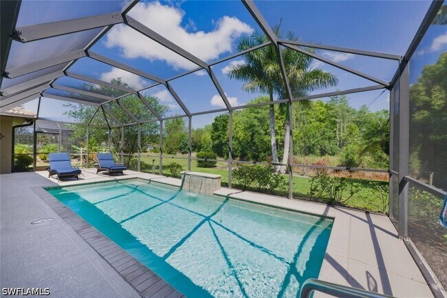 Building Photo - 18127 Royal Hammock Blvd