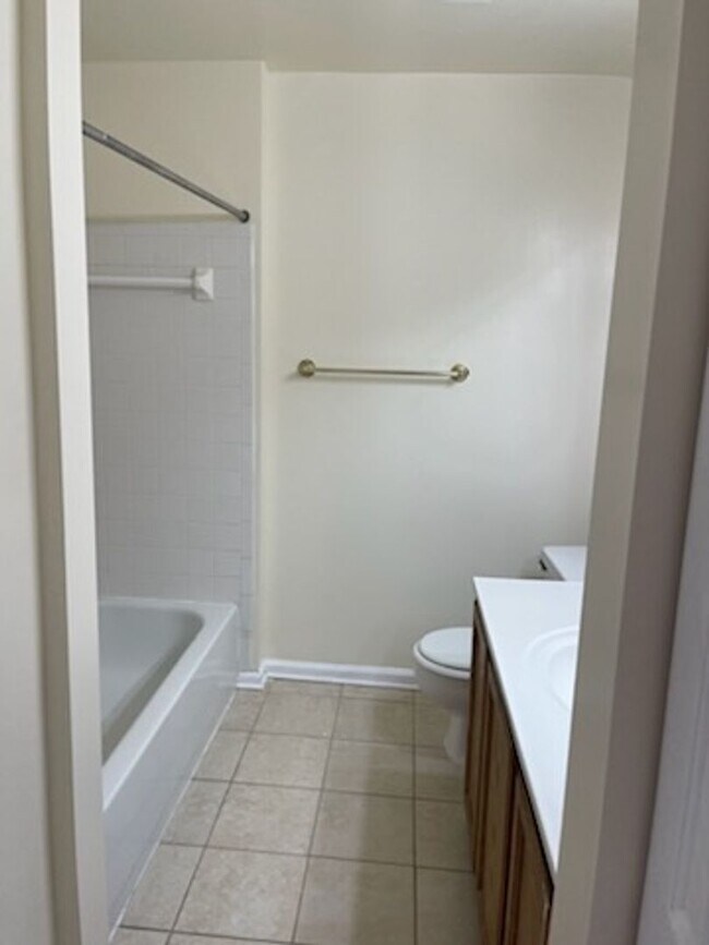 Building Photo - 4136 Hummel Way