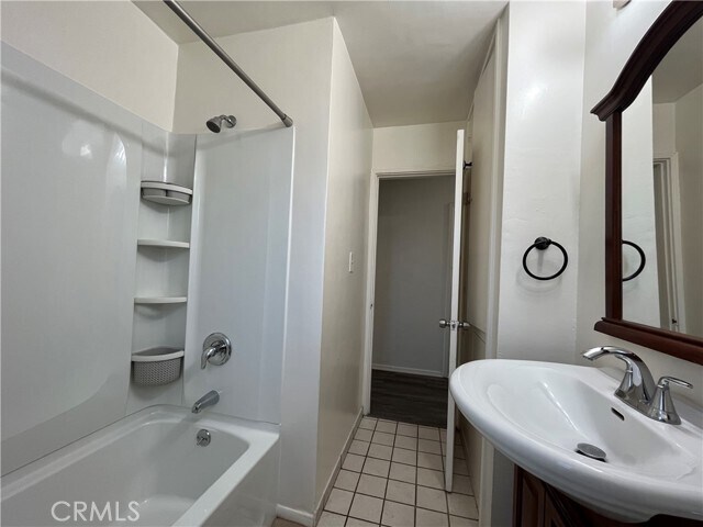 Building Photo - 1004 Occidental Dr