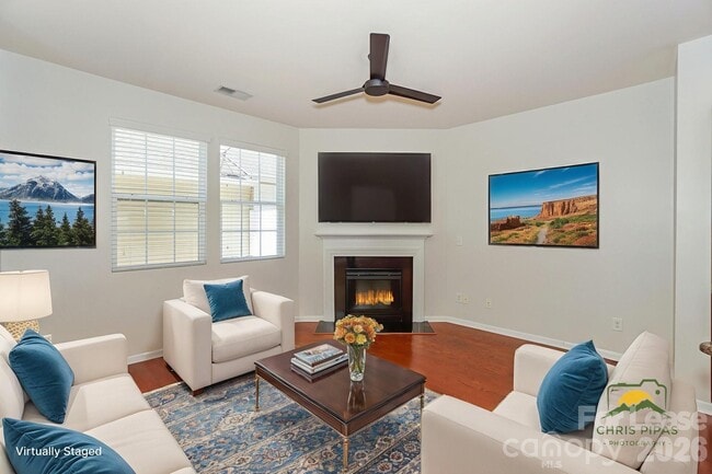 Building Photo - 8273 Viewpoint Lane