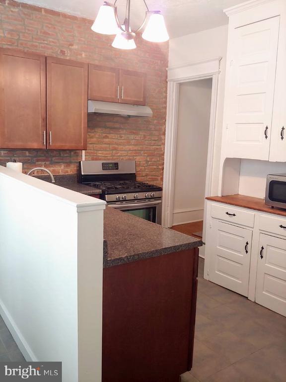 Building Photo - 351 Krams Ave