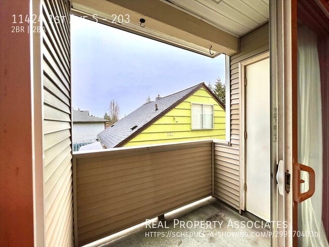 Building Photo - 11424 1st Ave S