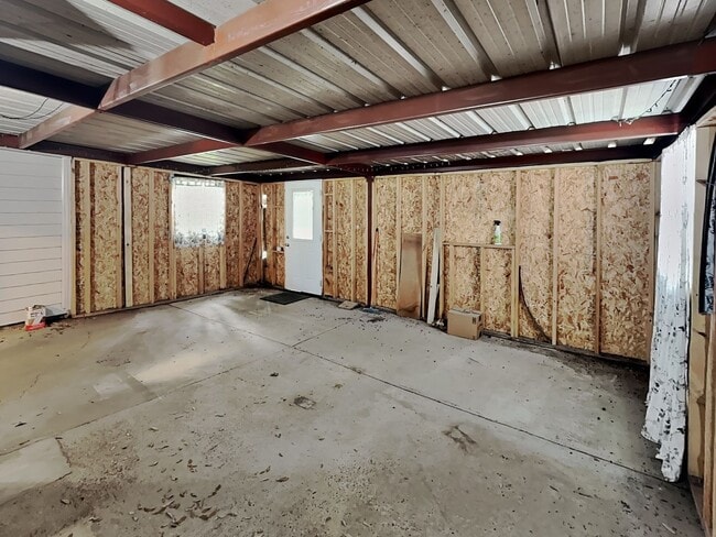 Building Photo - Charming One-Story with Bonus Sunroom & Backyard Retreat in Prime Summerfields Location!