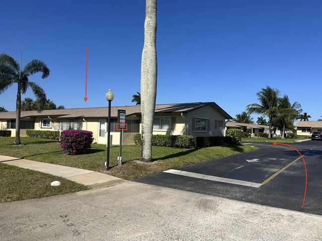 Building Photo - 2842 Crosley Dr W