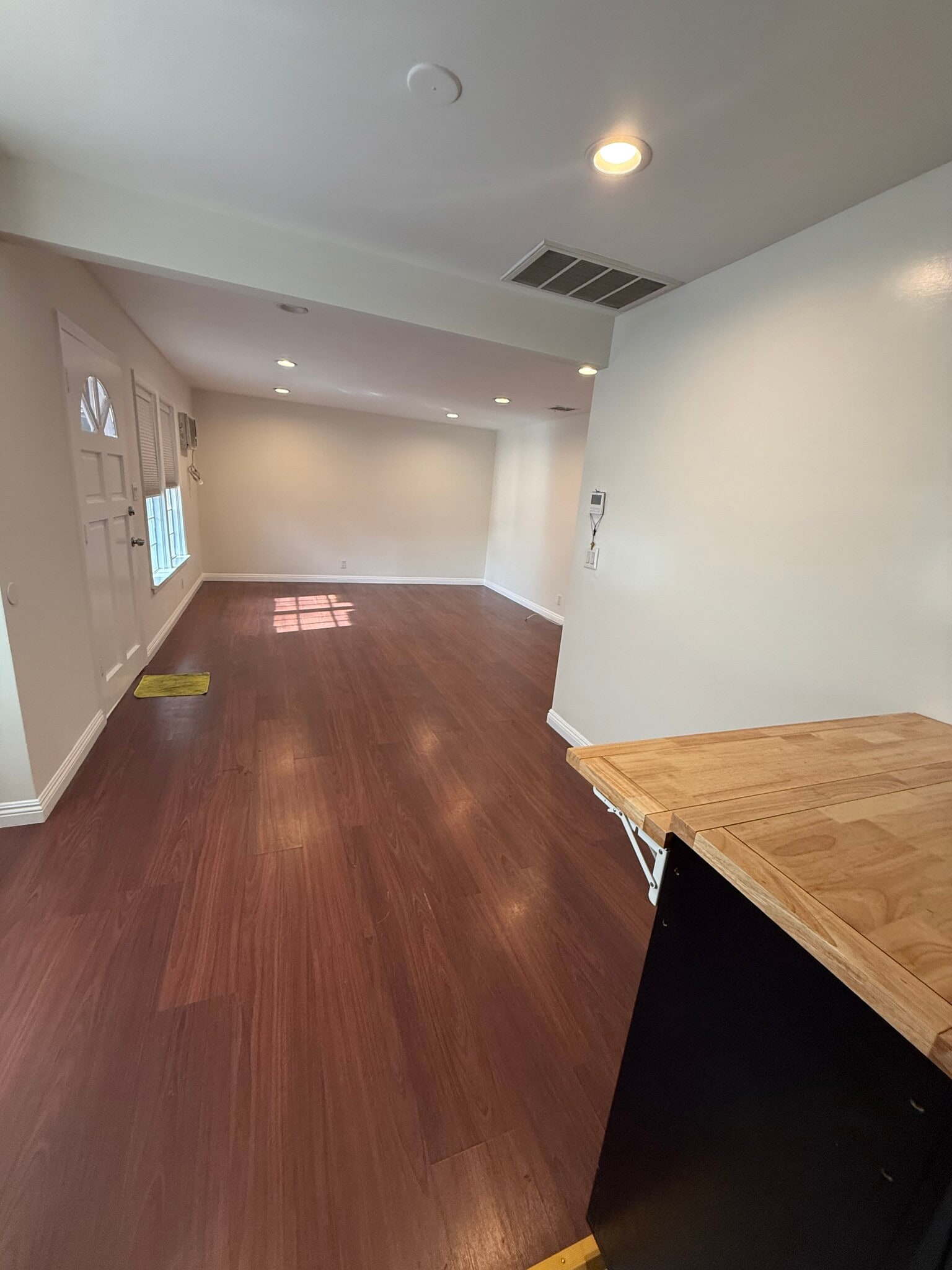 Building Photo - 410 N Glenwood Pl