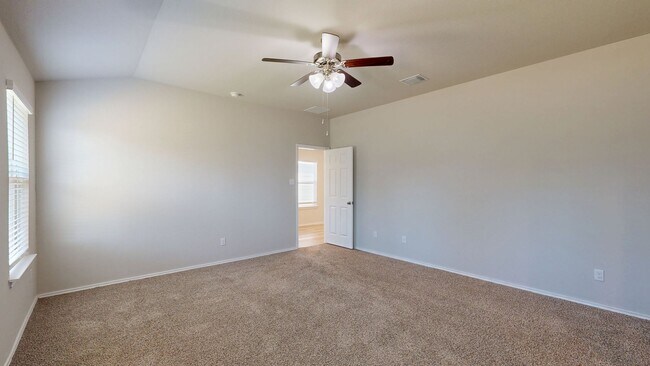 Building Photo - 8605 Cantera Rdg Rd