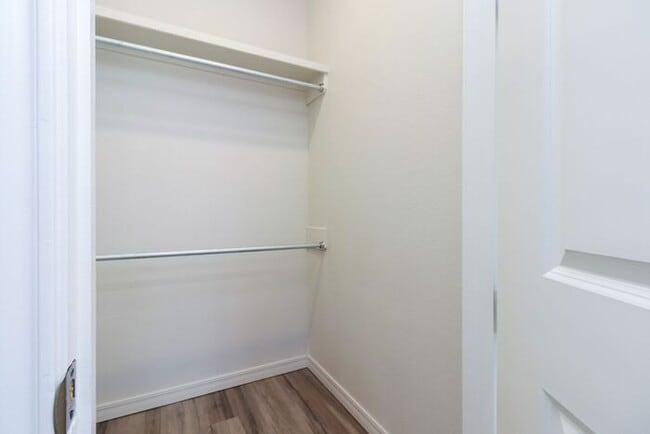 Building Photo - Tower View Contemporary Flats - Unit C