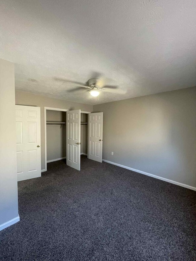 Building Photo - 217 Churchill Dr