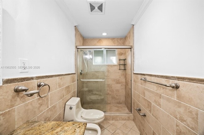 Building Photo - 4400 SW 9th Ln