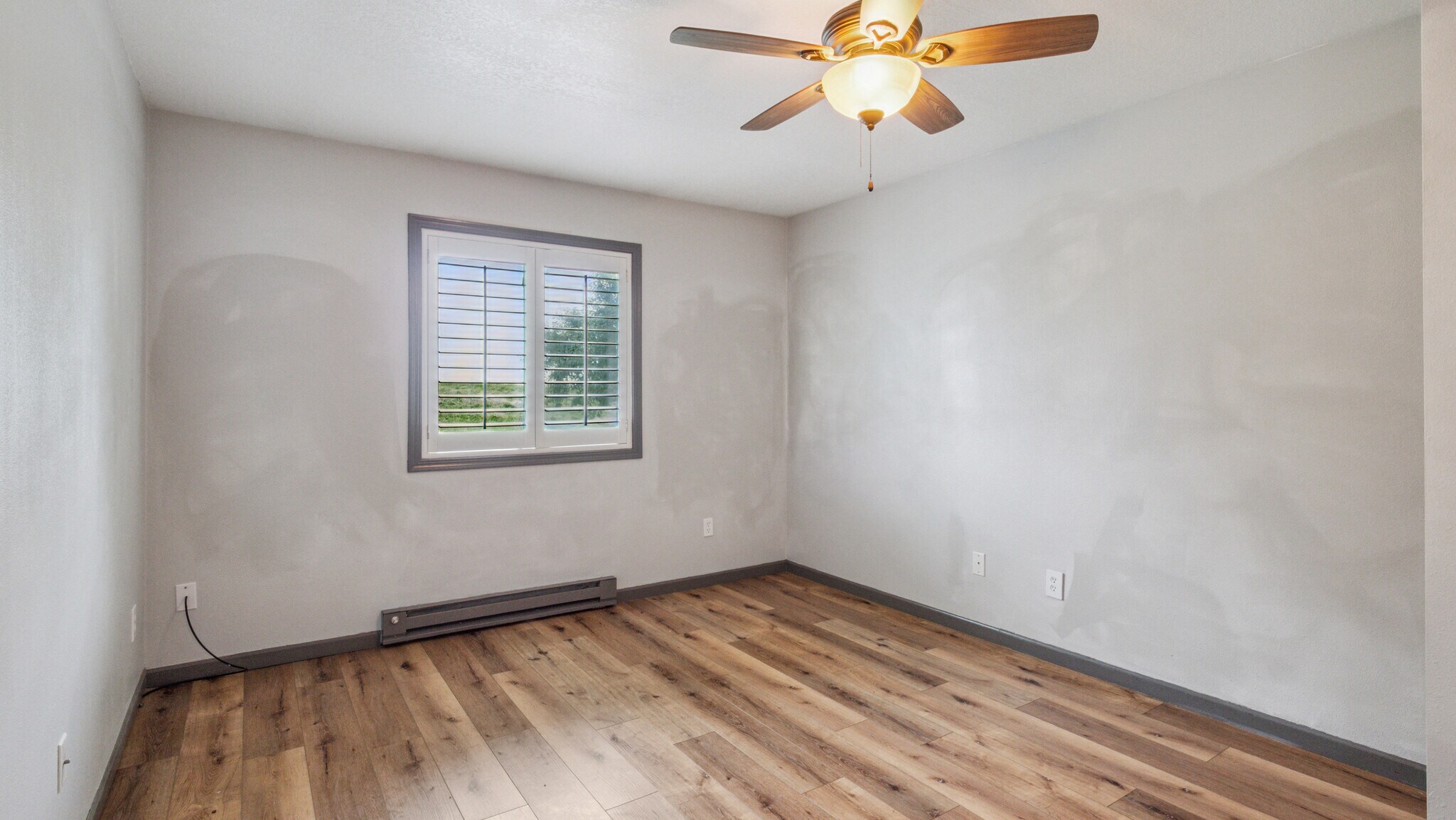 Building Photo - 2021 Vista View Dr