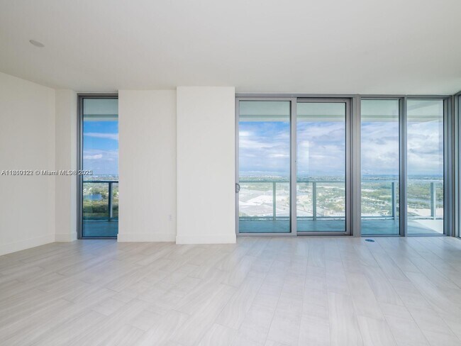 Building Photo - 2000 Metropica Wy