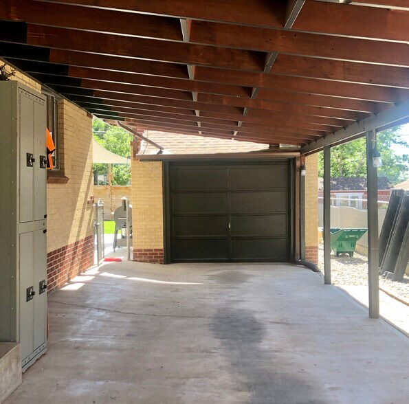 Building Photo - 3048 AMES ST