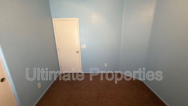 Building Photo - 9856 W Salter Dr
