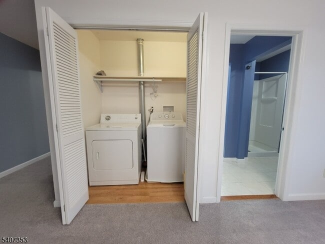 Building Photo - 272 US-206