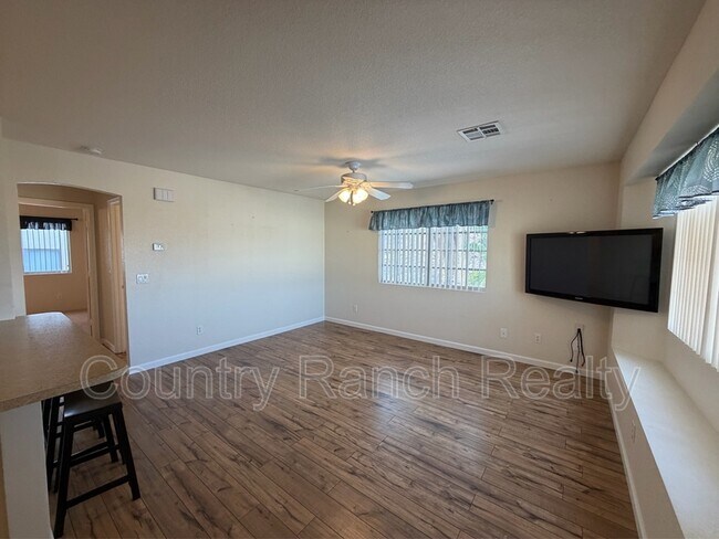 Building Photo - 3423 McCormick Blvd