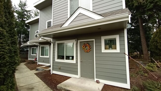 Primary Photo - Charming 3-Bedroom, 1.5-Bath Townhome in F...