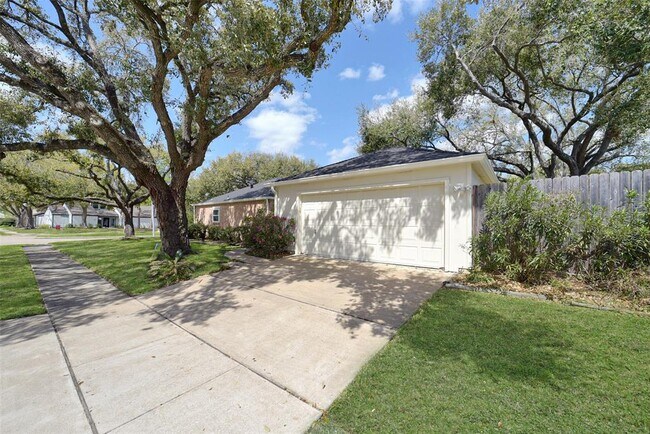 Building Photo - 1411 Cedar Pass Ct