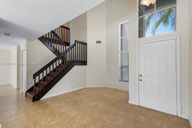 Building Photo - 6402 Buena Vista Dr