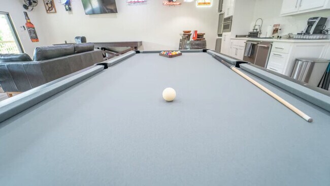 Building Photo - 10573 Jasper Ln