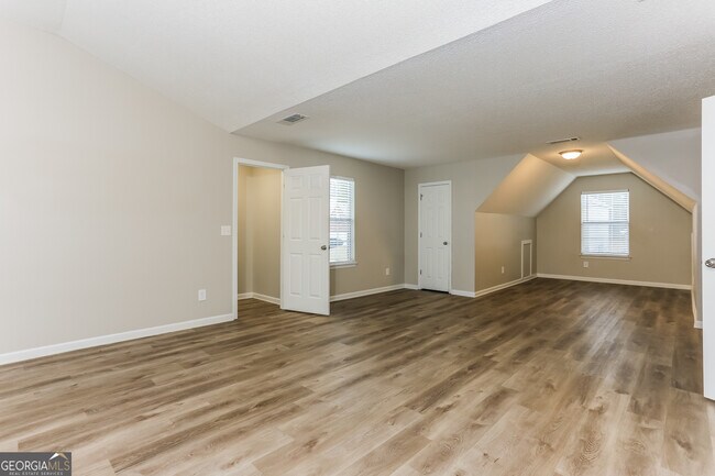 Building Photo - 2753 Elkmont Ridge SW
