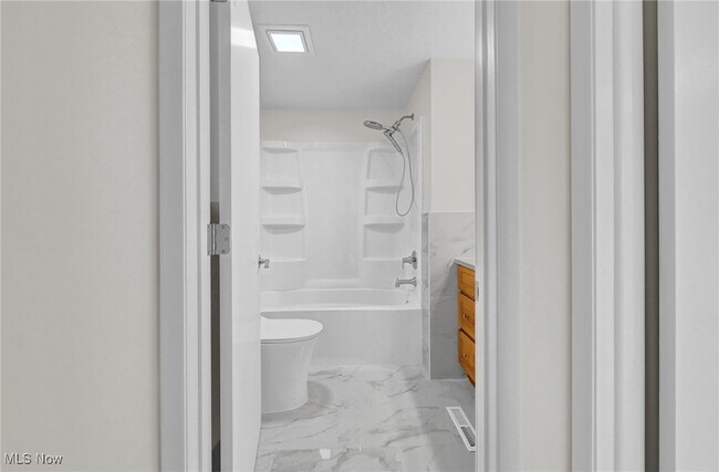 Building Photo - 5601 Sunset Dr