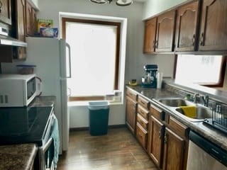 Kitchen with appliances - 2022 McKenna Blvd