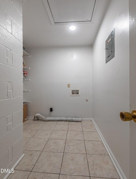 Building Photo - 408 Ortega Rd