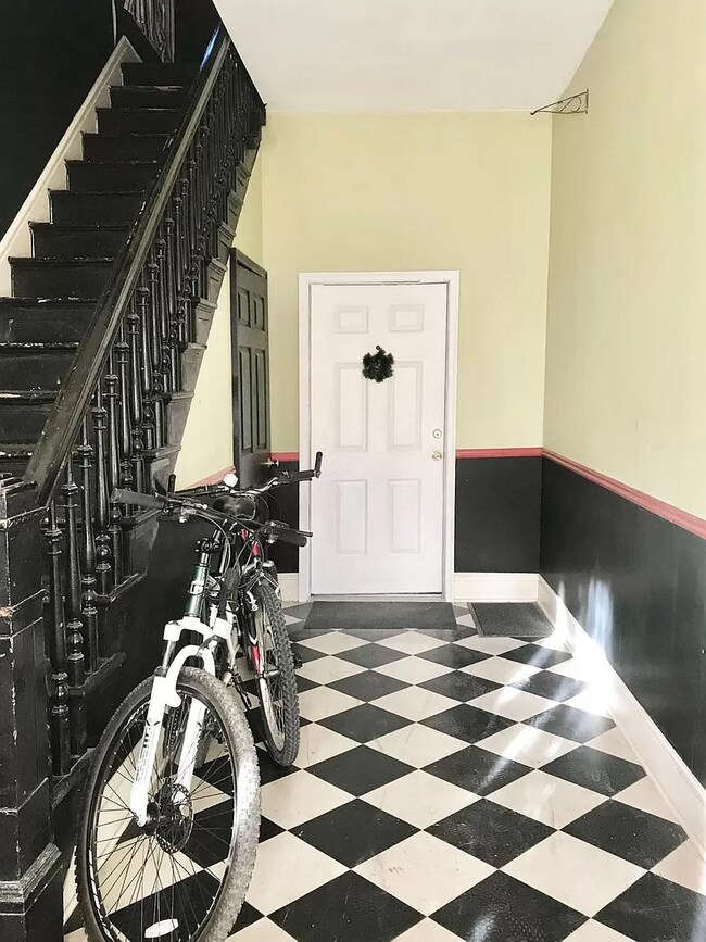 Building Photo - 4529 Arco Ave