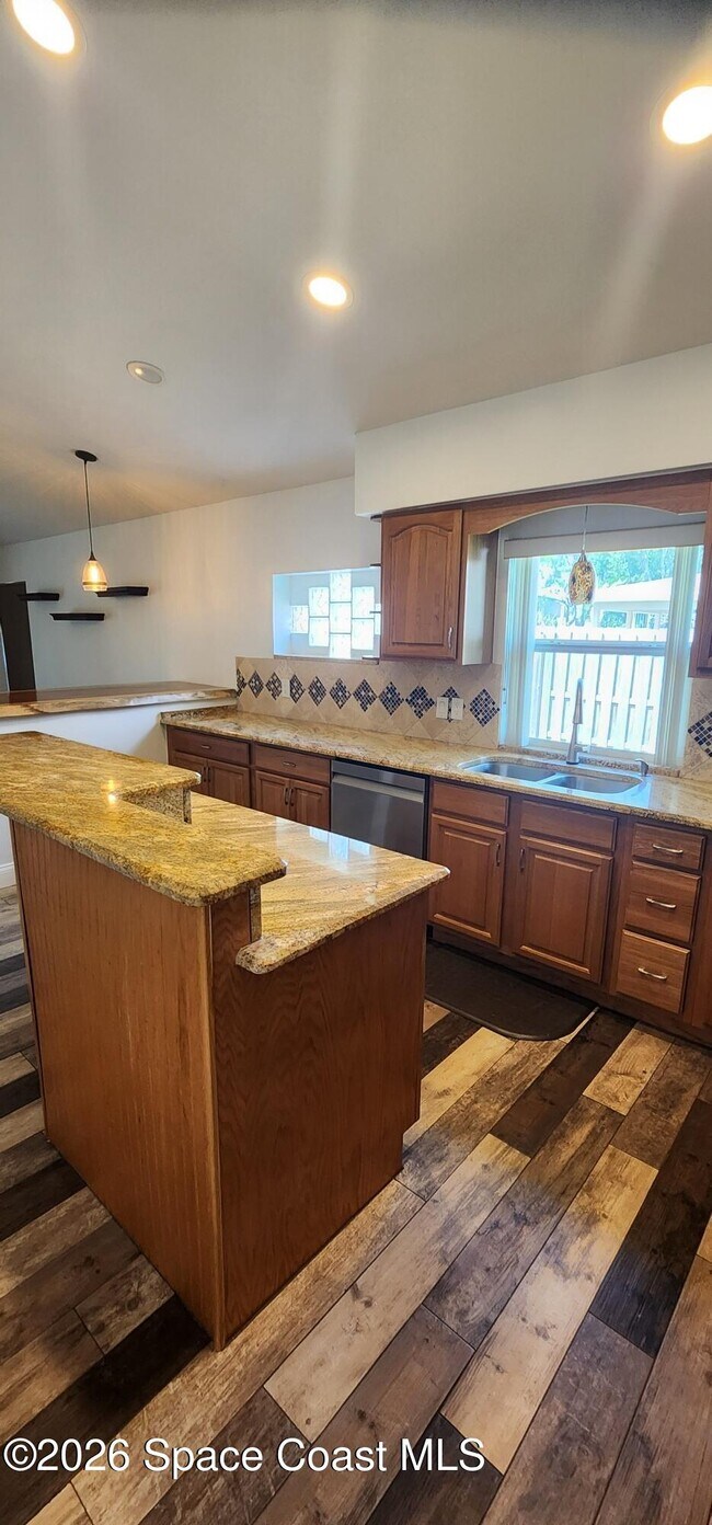 Building Photo - 428 Heathrow Cir