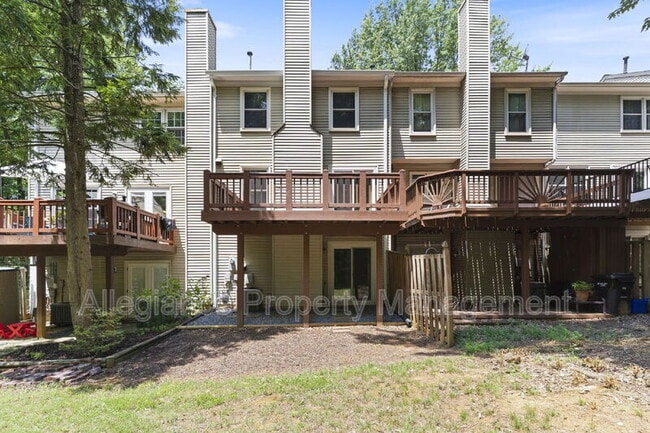 Building Photo - 8073 Morning Meadow Ct