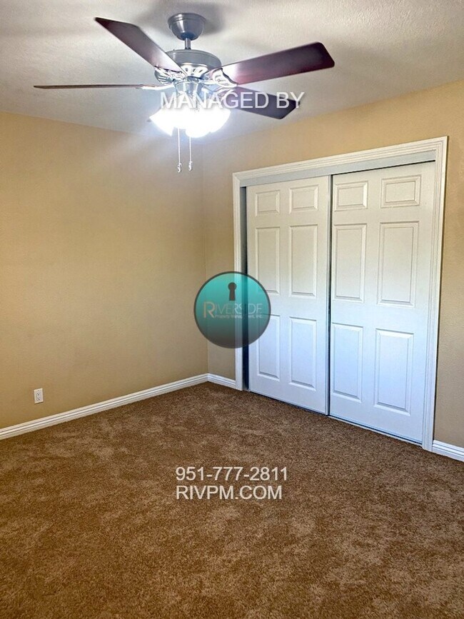 Building Photo - Beautiful 4-bedroom, 3-bathroom home located in the highly desirable Canyon Crest neighborhood.