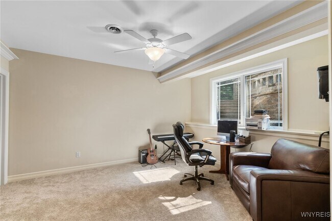Building Photo - 9743 Cobblestone Dr