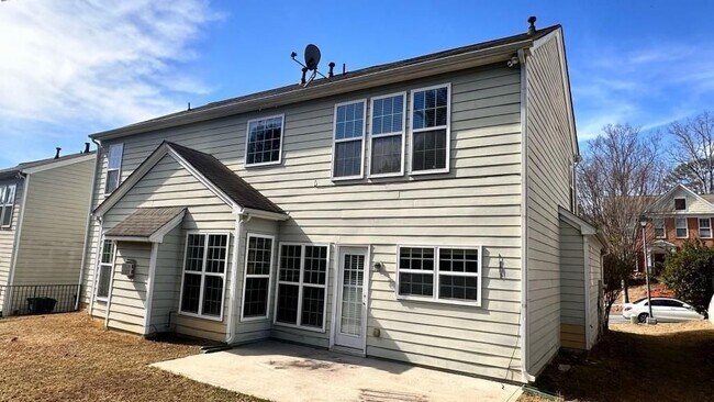 Building Photo - 701 Courageous Ct
