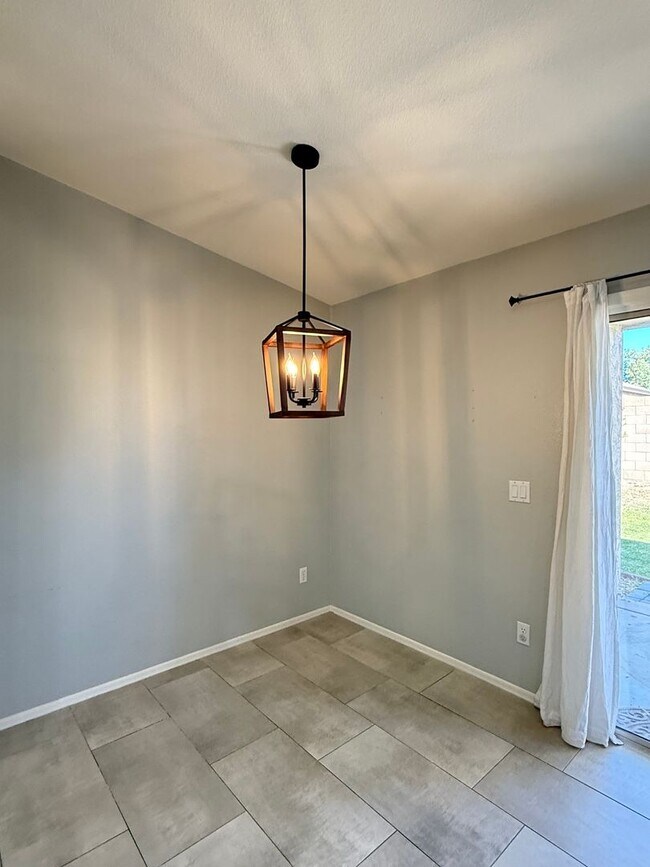 Building Photo - REMODELED 3 Bedroom 2 Bathroom EAST MESA HOME NO CARPET