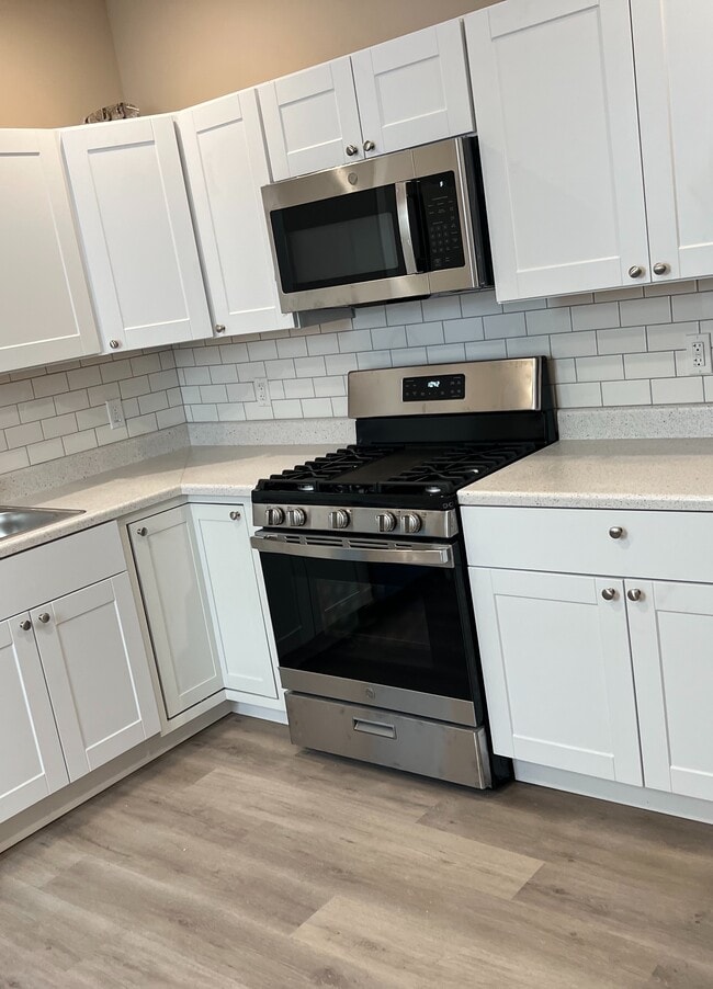 Building Photo - 2239 N Van Pelt St