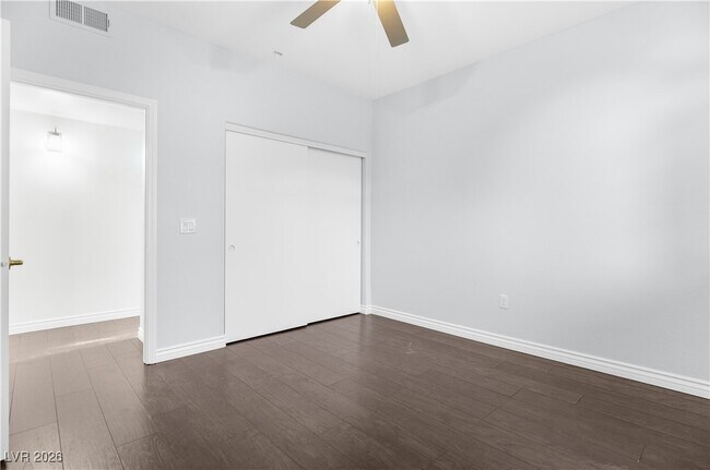 Building Photo - 1300 S Arlington St