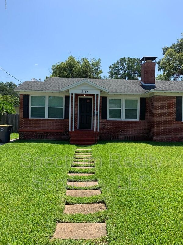 Building Photo - 2151 Traymore Rd